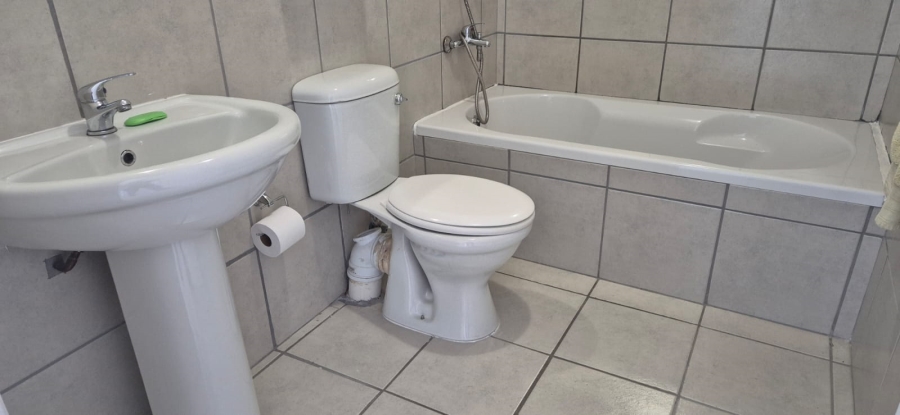 2 Bedroom Property for Sale in Island View Western Cape